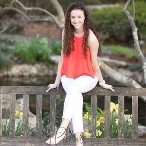 Meet your Posher, Leanna